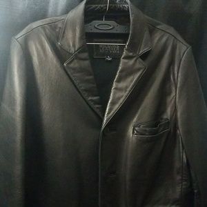 Large wilsons leather pelle studio